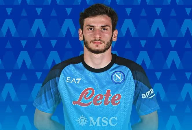 SSC Napoli: Bilancio di 10 Anni (2015–2025), Trophée, Mercato e Futuro