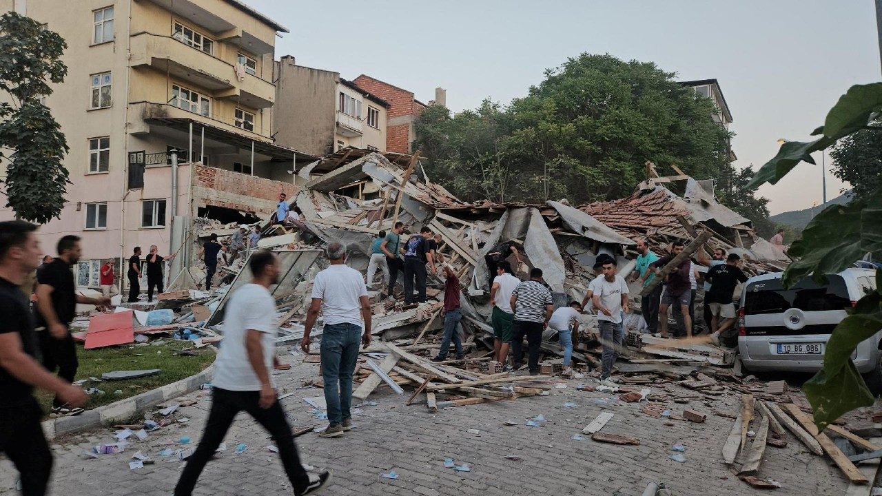 Terremoto in Turchia: scossa di magnitudo 6,1 a Balikesir, torna l’incubo del 2023