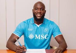 Lukaku si ferma contro l’Olympiacos: risentimento al quadricipite sinistro e rischio un mese di stop. Ecco tempi di recupero e partite che salterà col Napoli